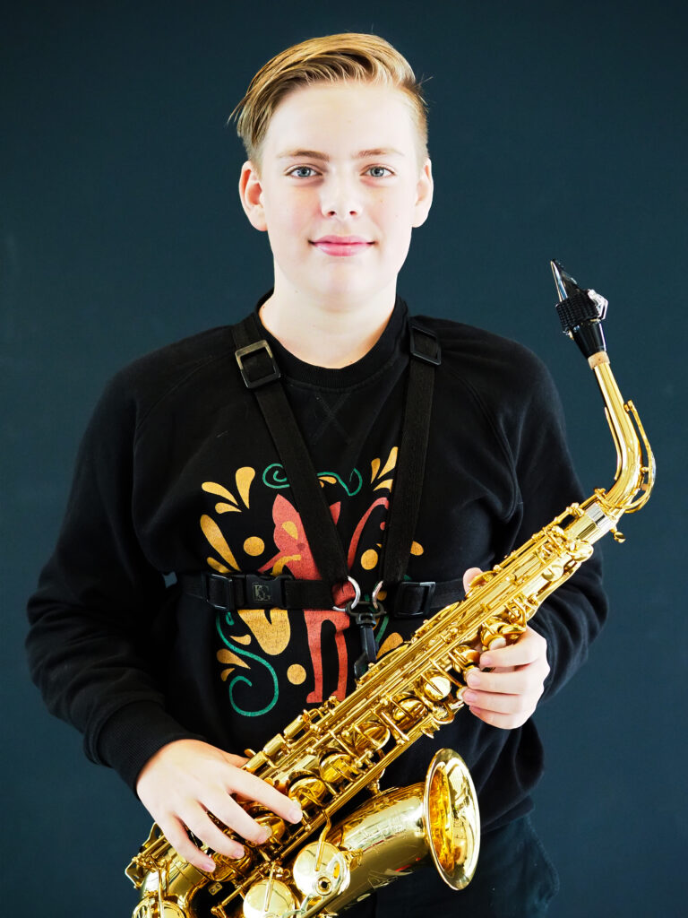 Axel met saxofoon