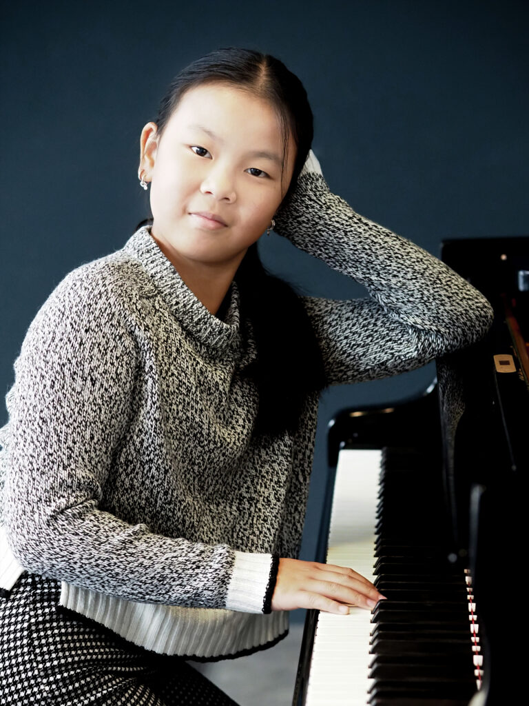 Evi met piano